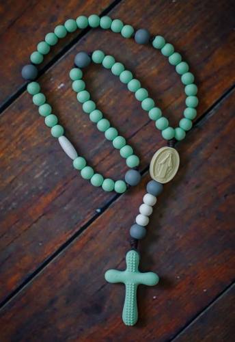 Chews Life Teething Rosary Mint and Gray