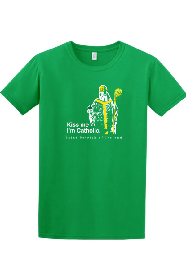 T-Shirt Kiss Me, I'm Catholic St Patrick of Ireland Large